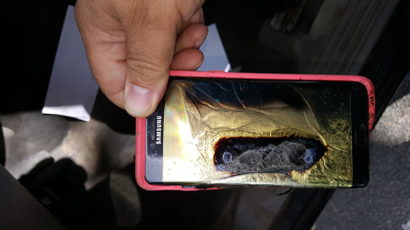 Samsung no ha dado razón del por que se quema el Note 7